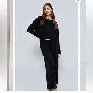 The Cloud Pant in BLACK 
CLOUD COLLECTION